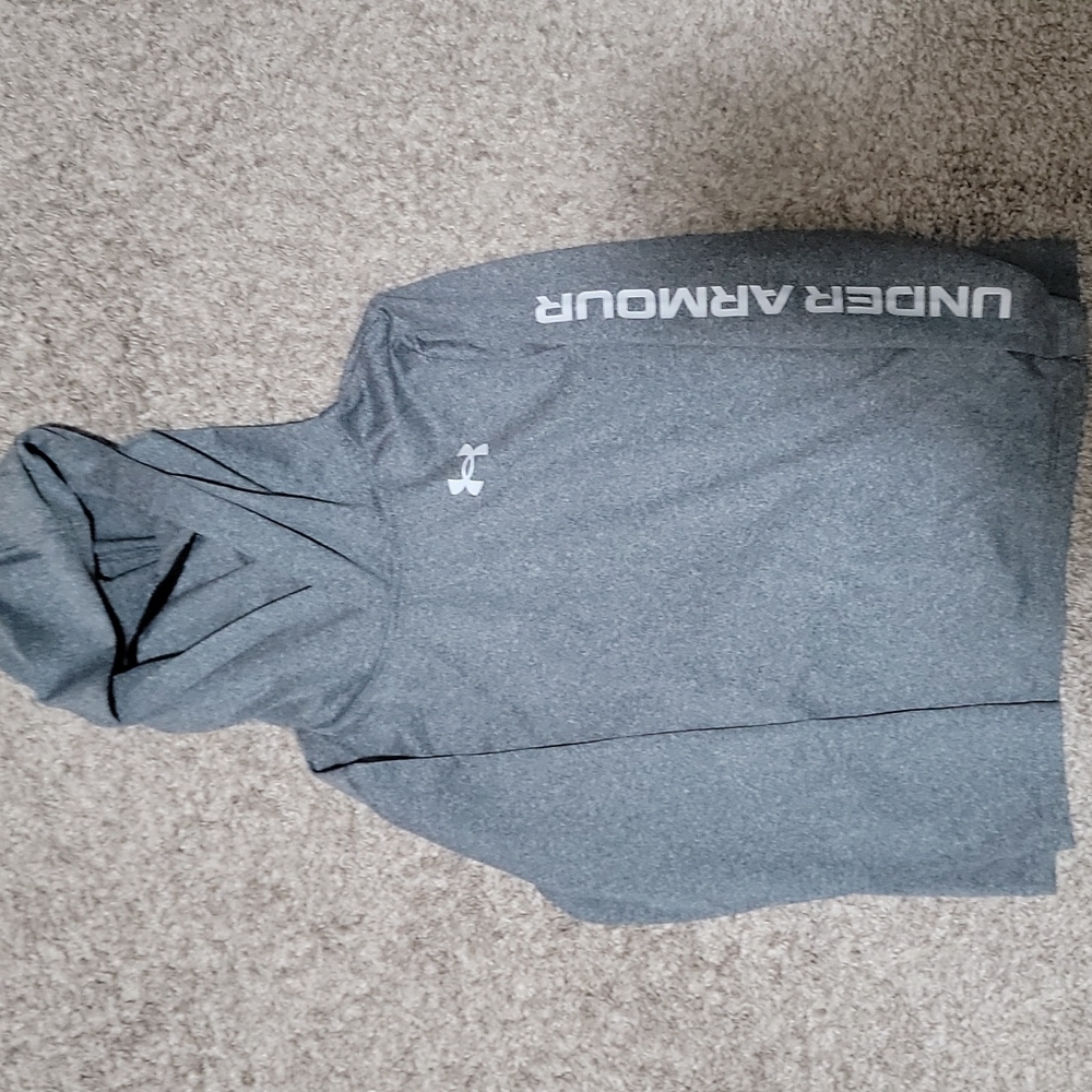 Under armour sports bundle 5 items